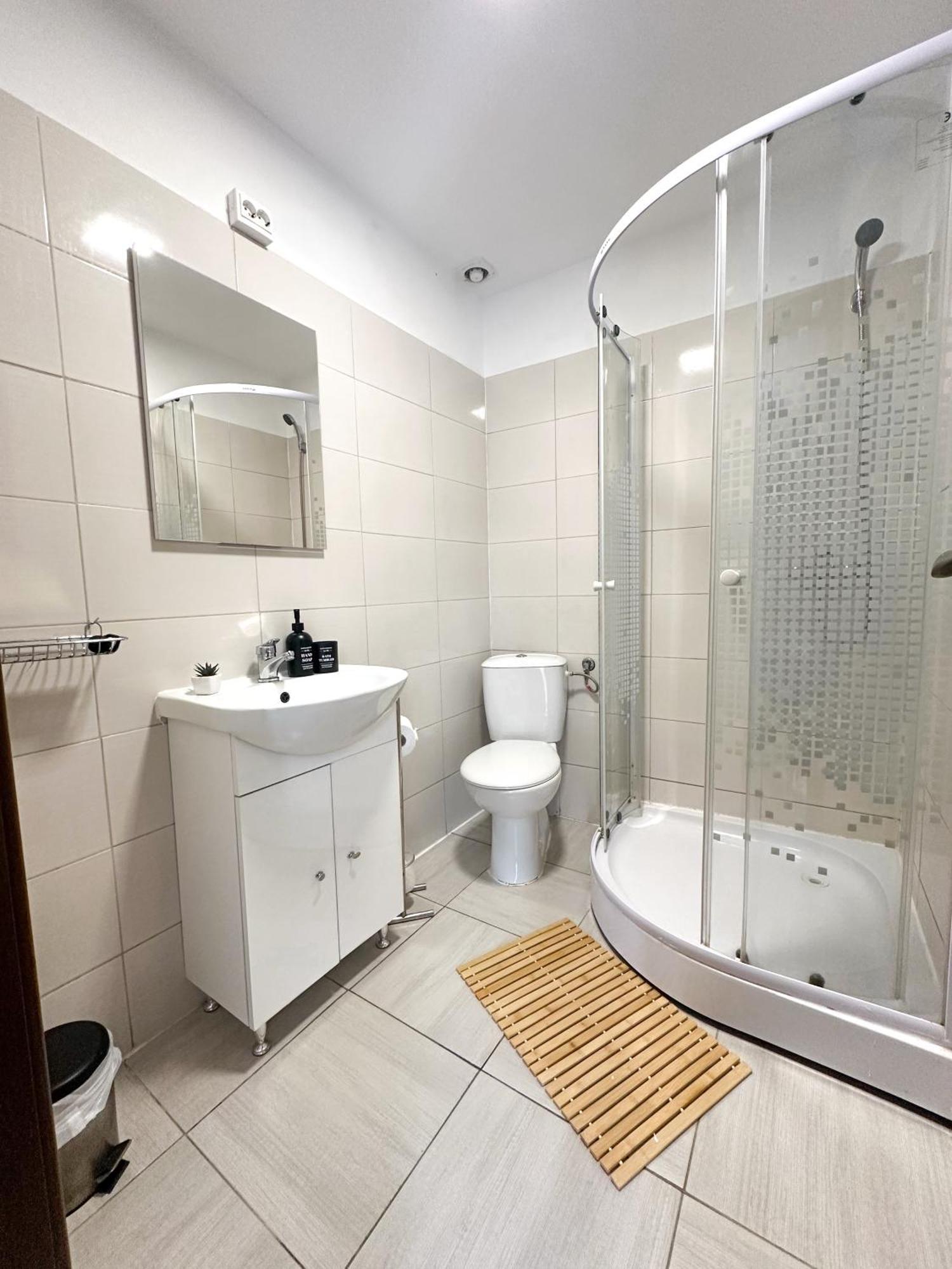 Escape Hotel Dubova Luaran gambar